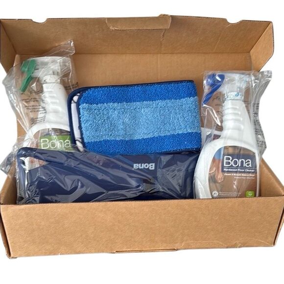 Bona Multi-Surface Floor Cleaning Kit – Mop, Sprays & Refills, NWT - Picture 1 of 12